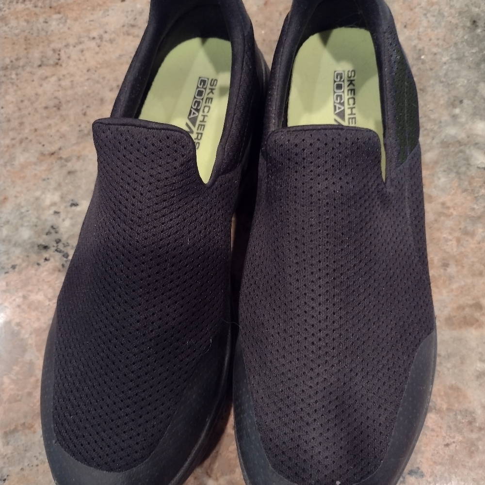 Sketchers GoGa MAX